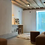 Apartman Frederik Op De Zeedijk - Gezellig Luxe Over Het Knokke-Heist